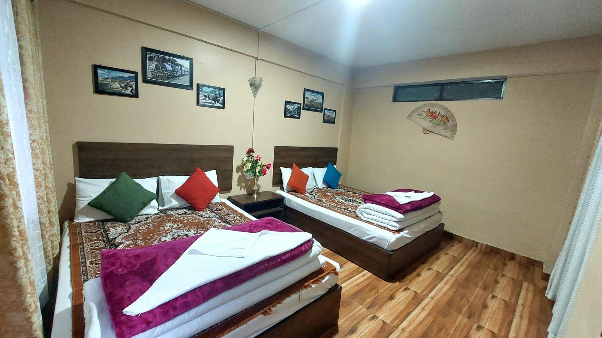 Indivar Homestay Darjeeling  Esterno foto