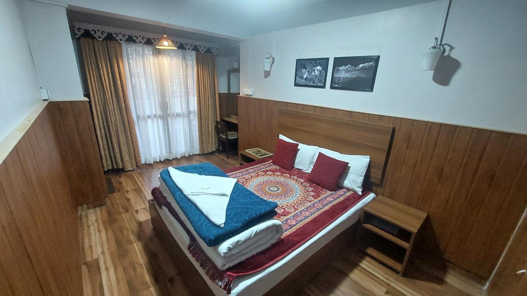 Indivar Homestay Darjeeling  Esterno foto
