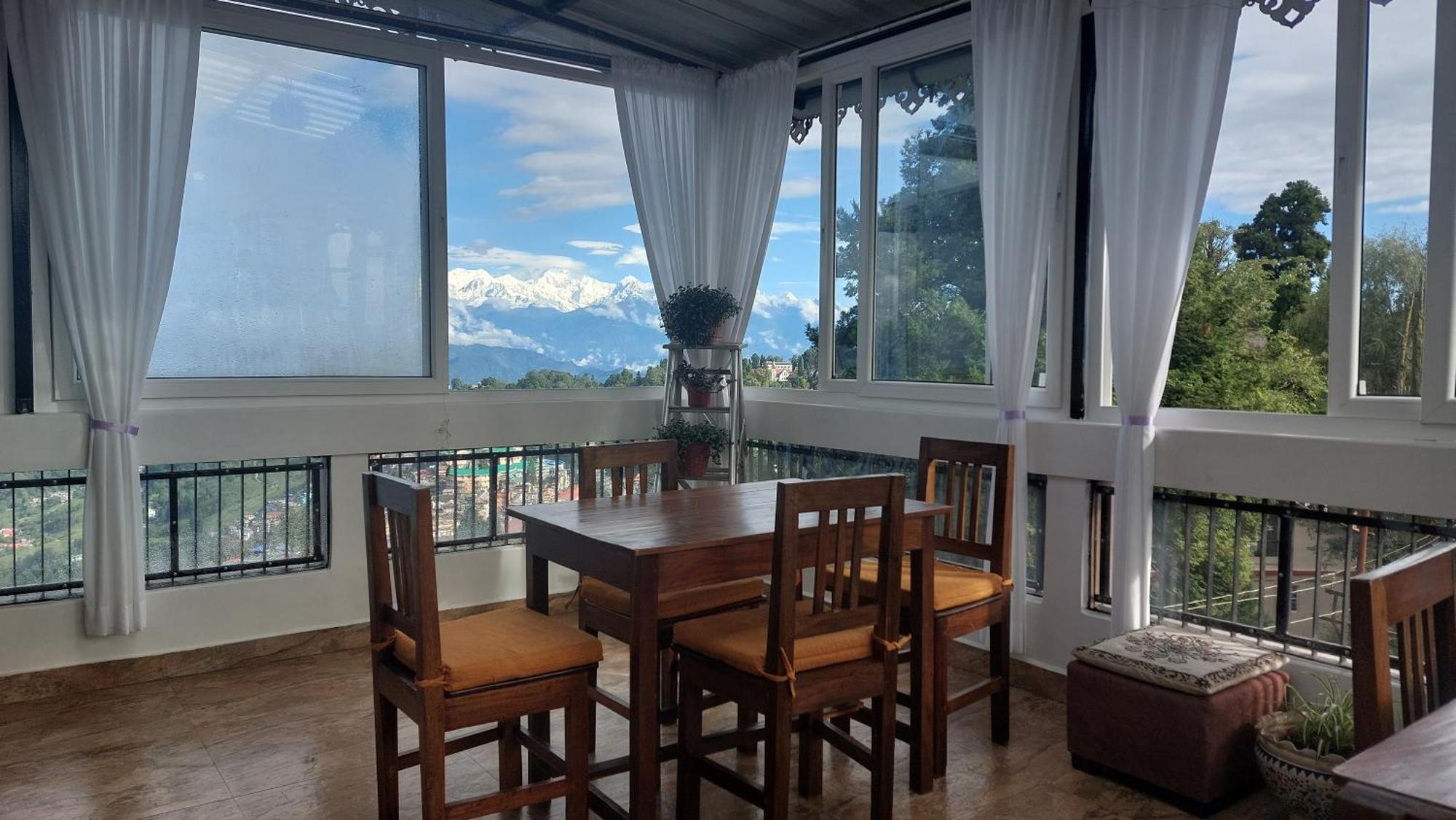 Indivar Homestay Darjeeling  Esterno foto